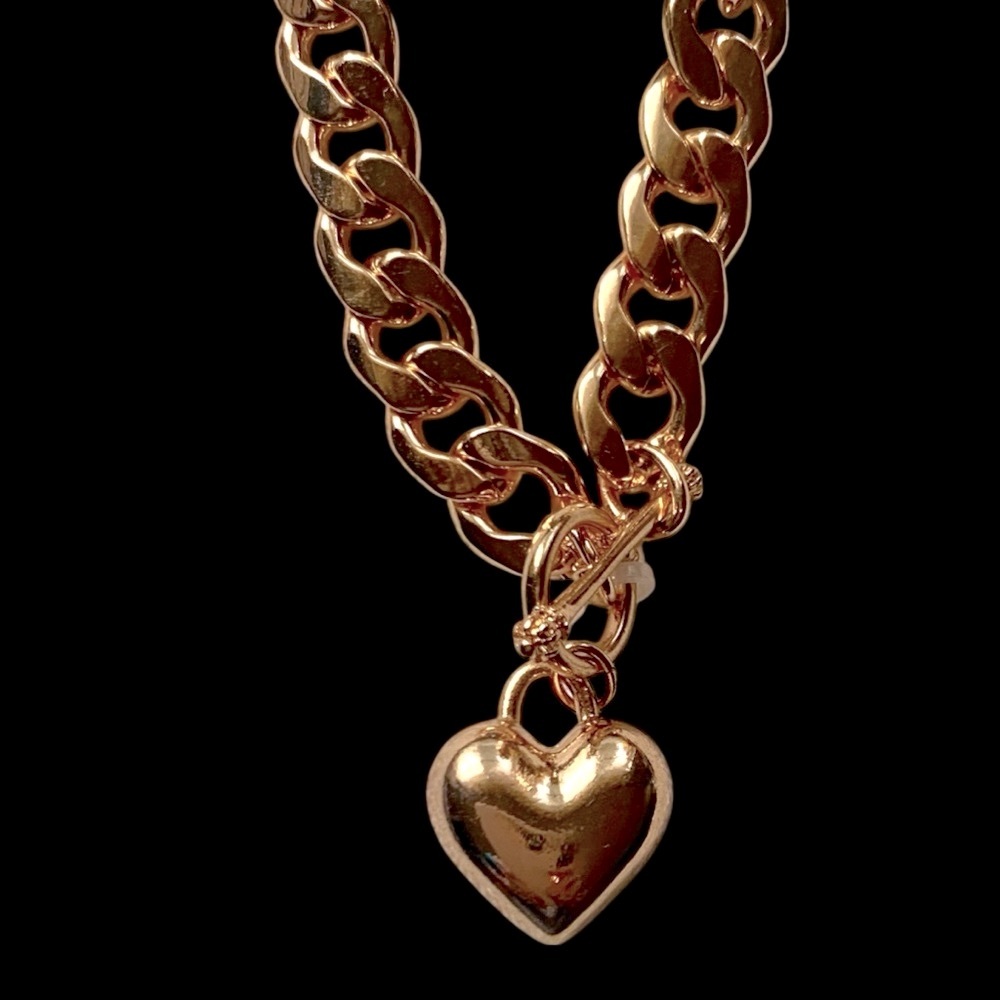 Signed Juicy Couture Gold Heart Charm Bracelet toggle clasp Valentine